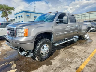 GMC SIERRA K3500 DENALI