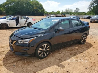 NISSAN VERSA SR