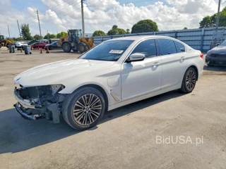 BMW 530E