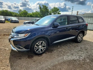 MITSUBISHI OUTLANDER SE