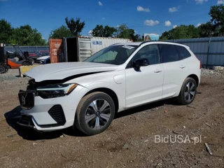 VOLVO XC60 PLUS