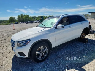 MERCEDES-BENZ GLC 300 4MATIC