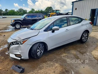 NISSAN VERSA SV