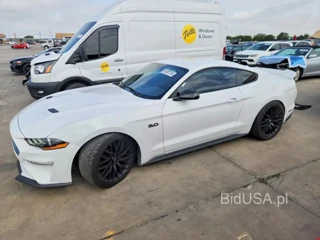 FORD MUSTANG GT