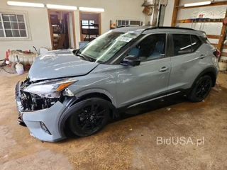 NISSAN KICKS SR