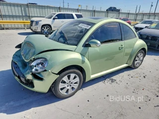 VOLKSWAGEN NEW BEETLE S