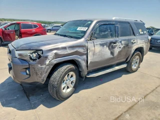 TOYOTA 4RUNNER SR5