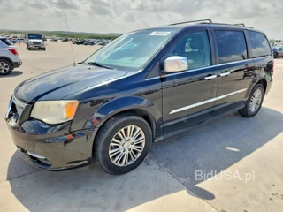 CHRYSLER TOWN & COUNTRY TOURING L