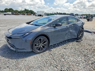 TOYOTA PRIUS XLE