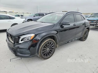 MERCEDES-BENZ GLA 250 4MATIC