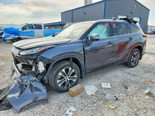 TOYOTA HIGHLANDER XLE