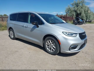 CHRYSLER CHRYSLER PACIFICA TOURING L
