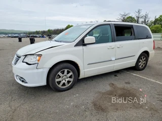 CHRYSLER TOWN & COUNTRY TOURING