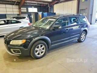 VOLVO XC70 3.2