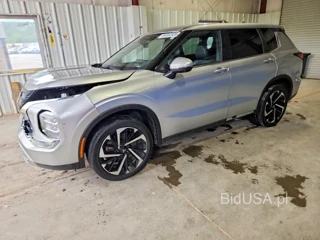 MITSUBISHI OUTLANDER SE