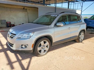 VOLKSWAGEN TIGUAN SE