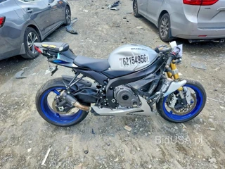 SUZUKI GSX-R750