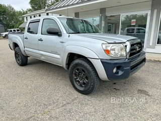 TOYOTA TACOMA V6