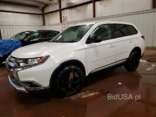 MITSUBISHI OUTLANDER SE