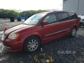 CHRYSLER TOWN & COUNTRY TOURING