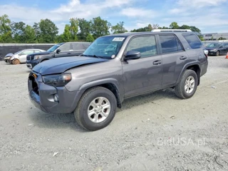 TOYOTA 4RUNNER SR5