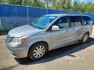 CHRYSLER TOWN & COUNTRY TOURING