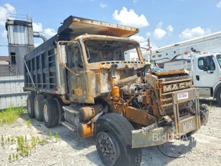 MACK GRANITE
