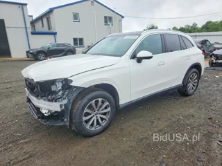 MERCEDES-BENZ GLC 300 4MATIC