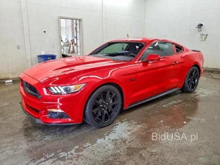 FORD MUSTANG GT