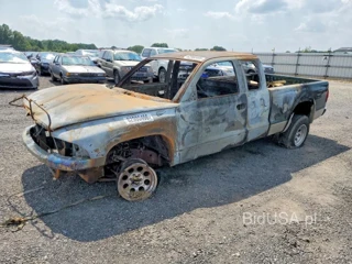 DODGE DAKOTA BASE SXT