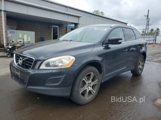 VOLVO XC60 T6