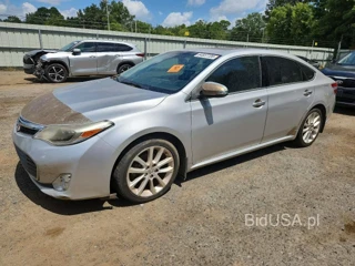 TOYOTA AVALON LIMITED
