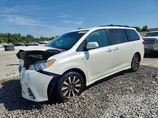 TOYOTA SIENNA XLE 7-PASSENGER