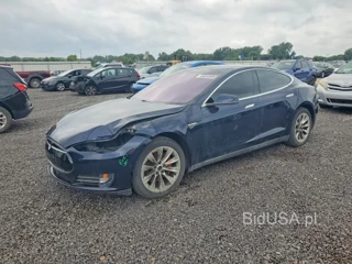 TESLA MODEL S 85D