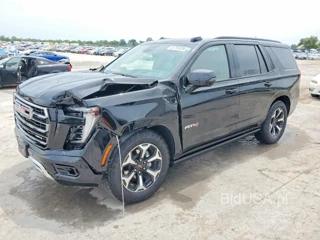 GMC YUKON AT4