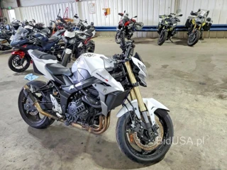 SUZUKI GSX-S750