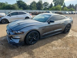 FORD MUSTANG GT