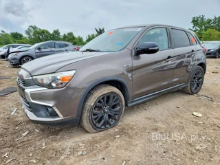 MITSUBISHI OUTLANDER SPORT ES
