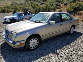 MERCEDES-BENZ E 320 4MATIC