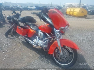 HARLEY-DAVIDSON HARLEY-DAVIDSON FLHX STREET GLIDE