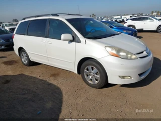 TOYOTA TOYOTA SIENNA XLE