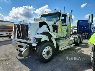 INTERNATIONAL HX520