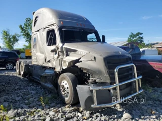 FREIGHTLINER CASCADIA 126
