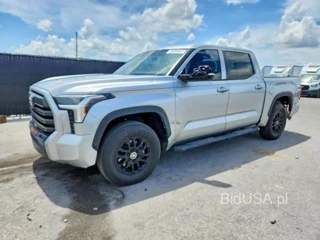 TOYOTA TUNDRA SR5