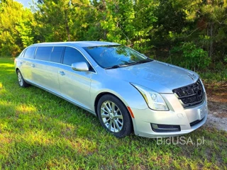 CADILLAC XTS LIMOUSINE