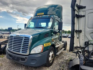 FREIGHTLINER CASCADIA 113
