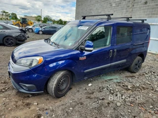 RAM PROMASTER CITY SLT