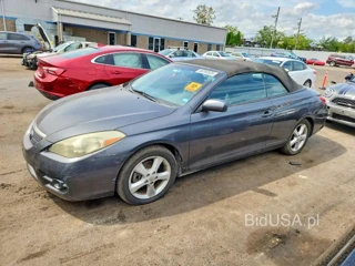 TOYOTA CAMRY SOLARA SLE V6