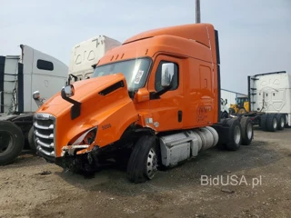 FREIGHTLINER CASCADIA 116