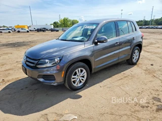 VOLKSWAGEN TIGUAN S